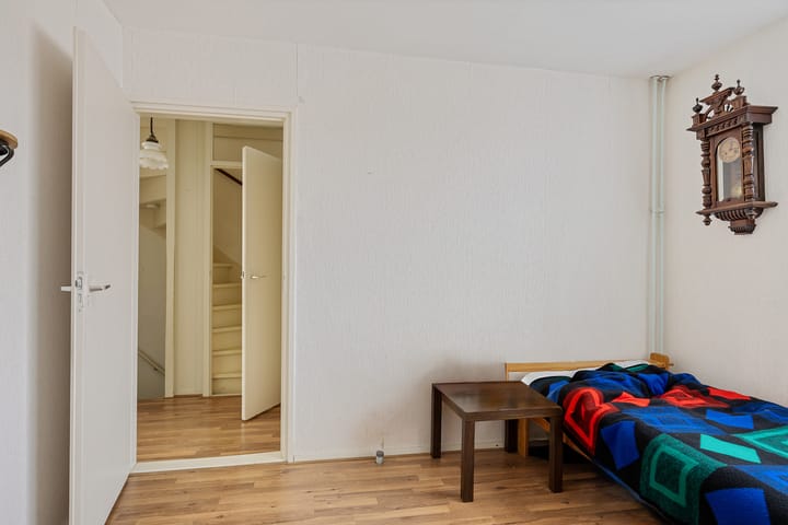 Hoekwoning te koop: Stjûrmanstún 15, Hallum