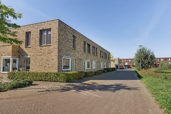 Hoekwoning te koop: Landheer 12, Eindhoven