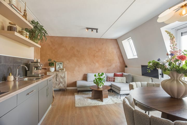 Appartement te koop: Grotestraat 104-14, Ede