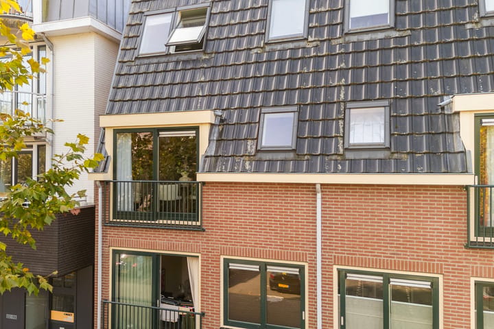 Appartement te koop: Grotestraat 104-14, Ede