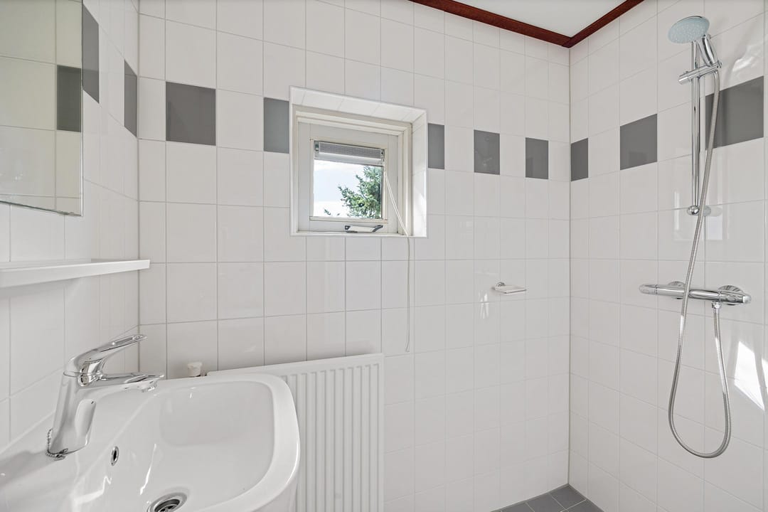 Photo 13 of J. van Ravenswaaystraat 15