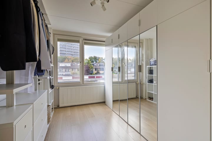 Tussenwoning te koop: Tureluurhof 27, Purmerend