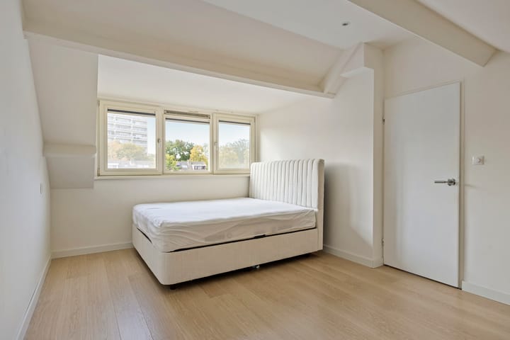 Tussenwoning te koop: Tureluurhof 27, Purmerend