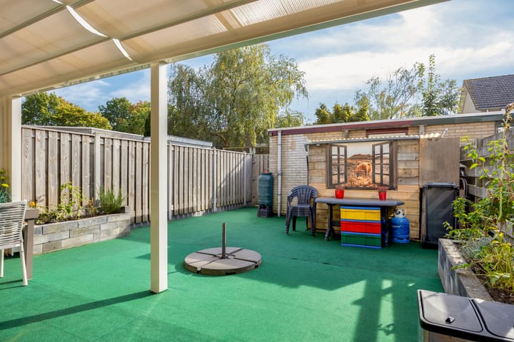 Tussenwoning te koop: Ligusterstraat 5, Heteren