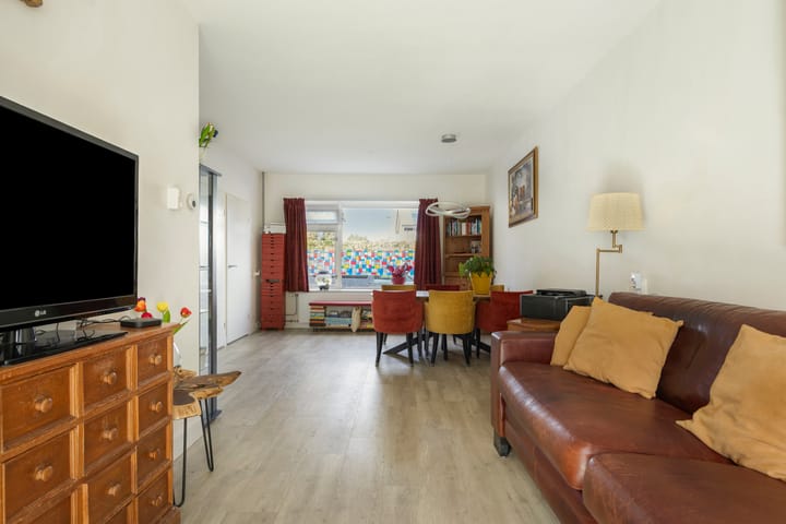 Tussenwoning te koop: Ligusterstraat 5, Heteren