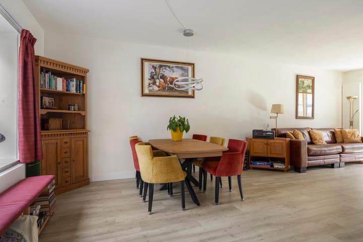 Tussenwoning te koop: Ligusterstraat 5, Heteren