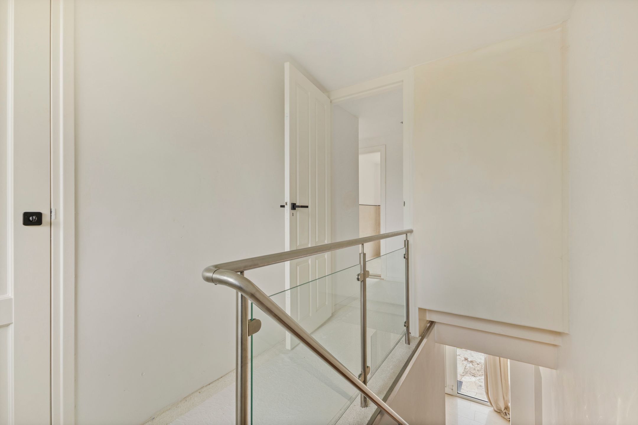 Photo 18 of Akerstraat 145