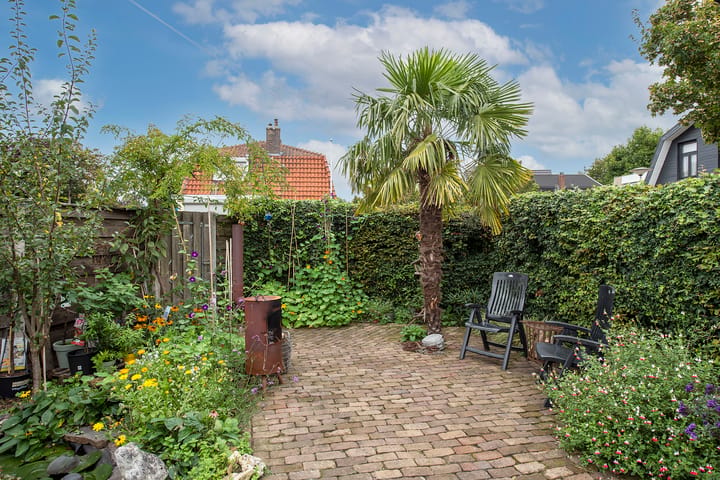 Twee-onder-één-kap te koop: Deldenerstraat 162, Hengelo