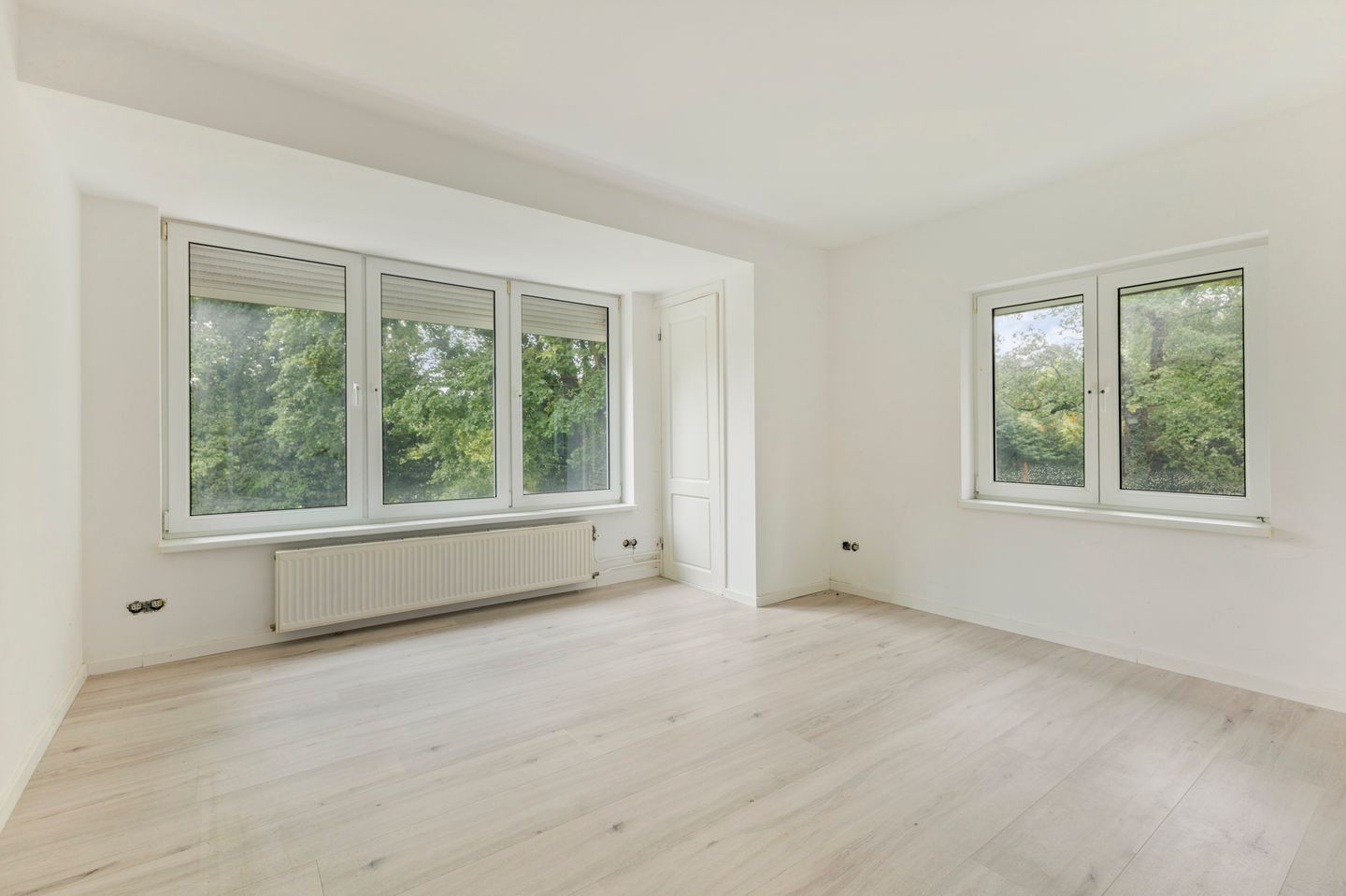 Photo 29 of Akerstraat 145