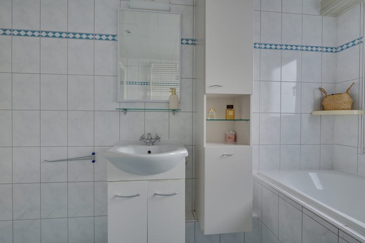 Appartement te koop: De Wieken 105, Hoorn