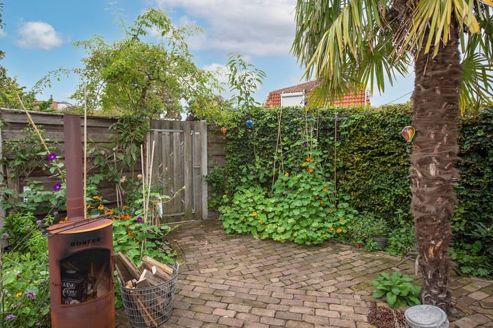 Twee-onder-één-kap te koop: Deldenerstraat 162, Hengelo