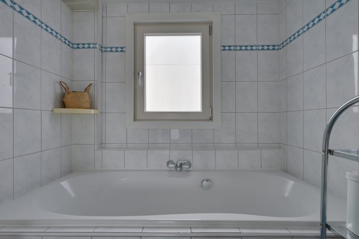 Appartement te koop: De Wieken 105, Hoorn