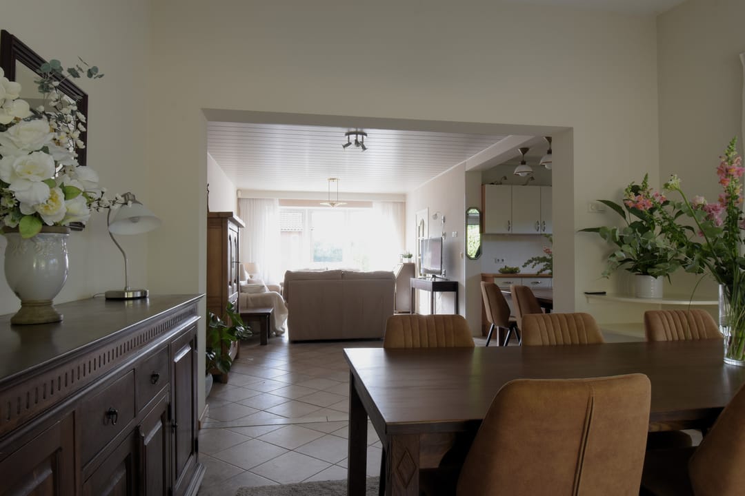 Photo 8 of Karolingenstraat 2