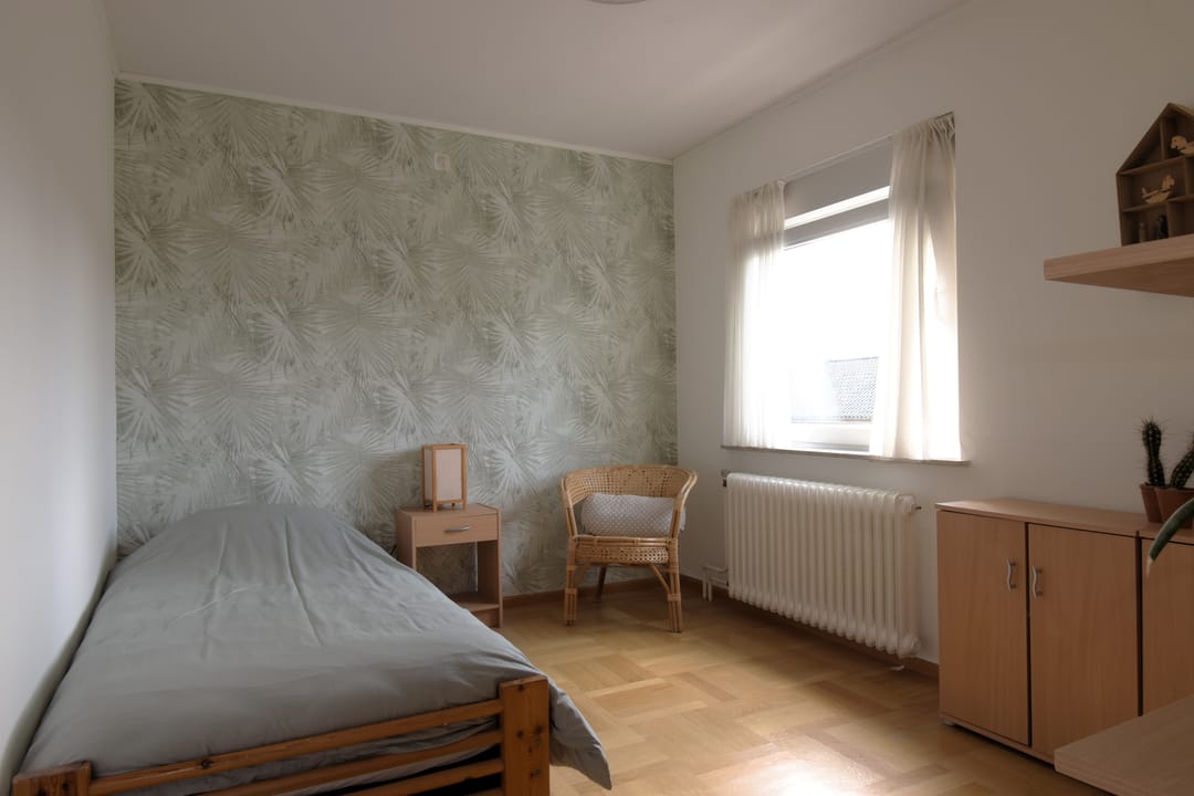Photo 16 of Karolingenstraat 2