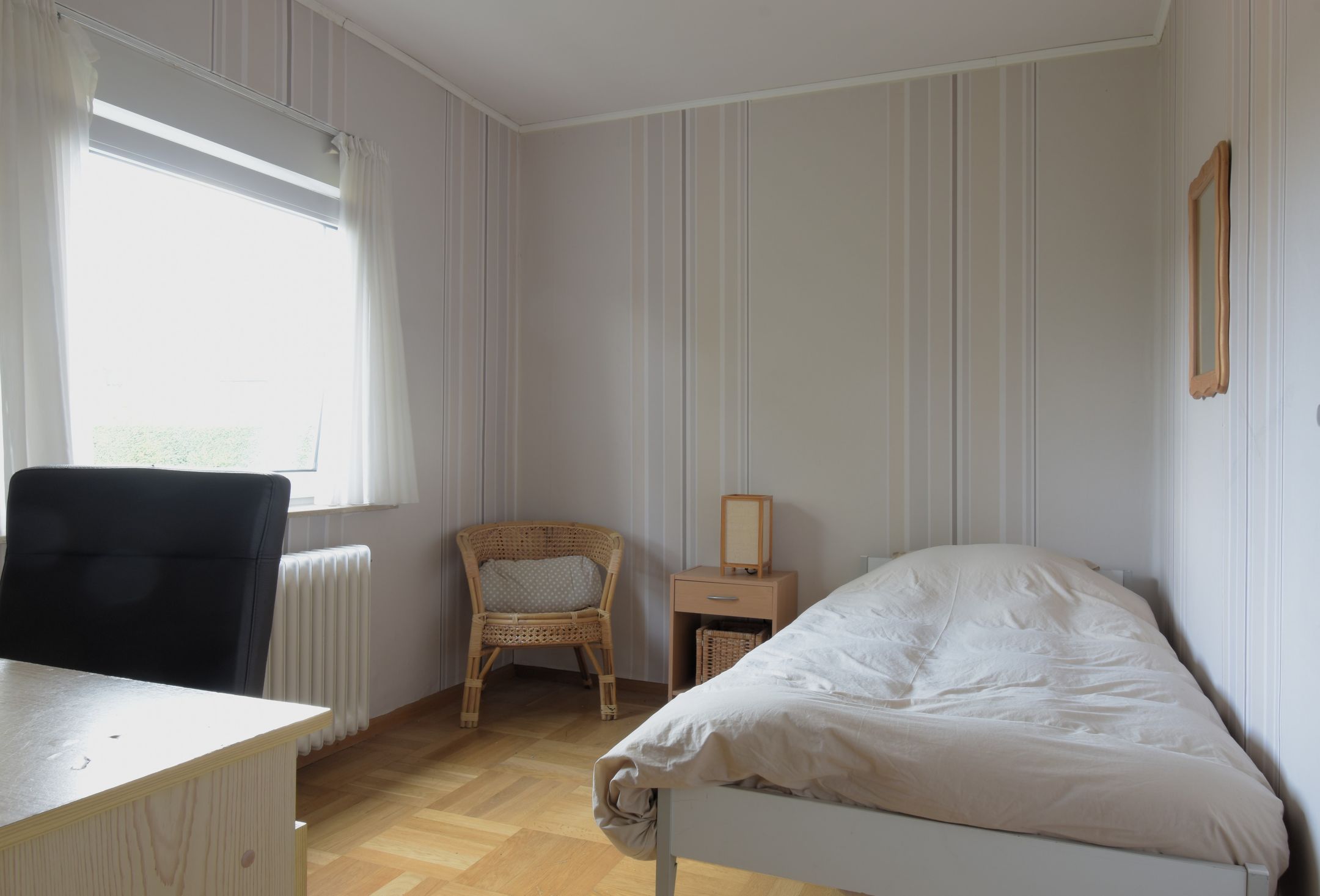 Photo 15 of Karolingenstraat 2