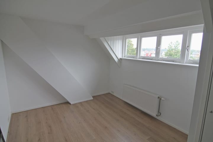 Appartement te huur: Zandvoortselaan 177A, Heemstede