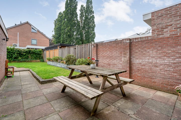 Twee-onder-één-kap te koop: Loozermars-Noord 23, Gramsbergen