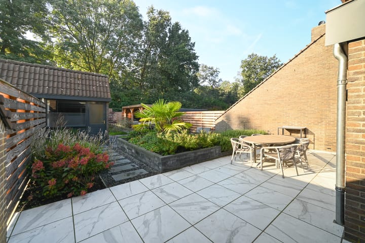 Tussenwoning te koop: Agaat 11, Mijdrecht