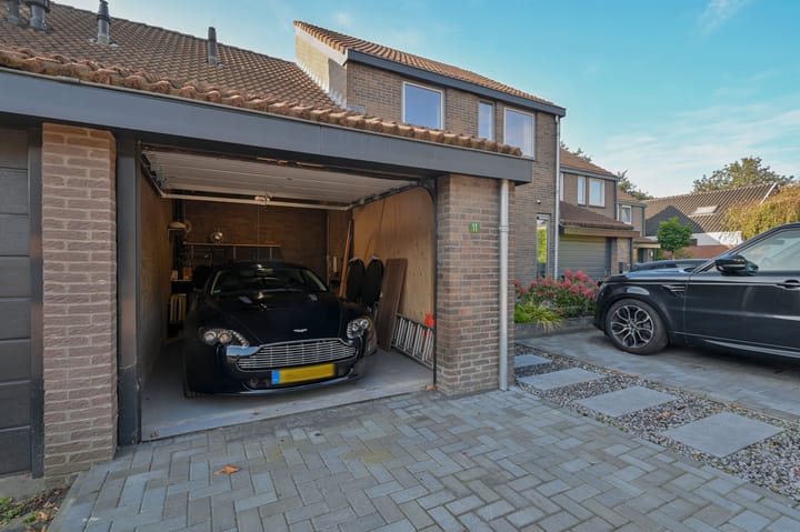 Tussenwoning te koop: Agaat 11, Mijdrecht