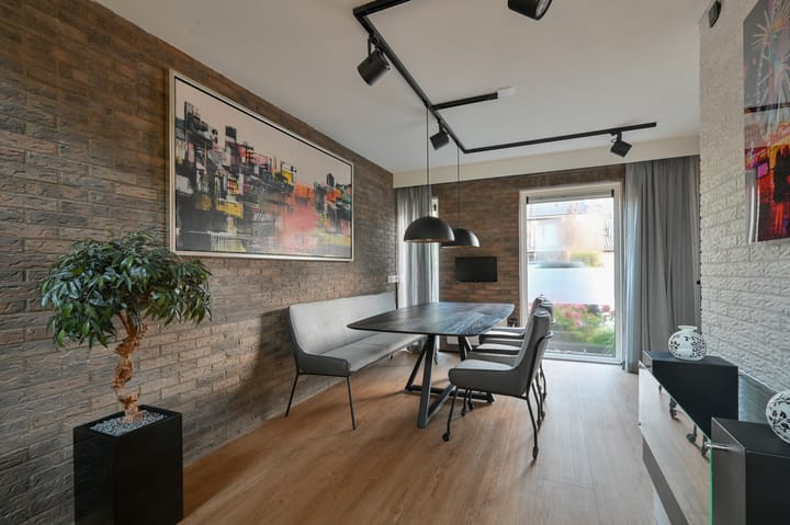 Tussenwoning te koop: Agaat 11, Mijdrecht