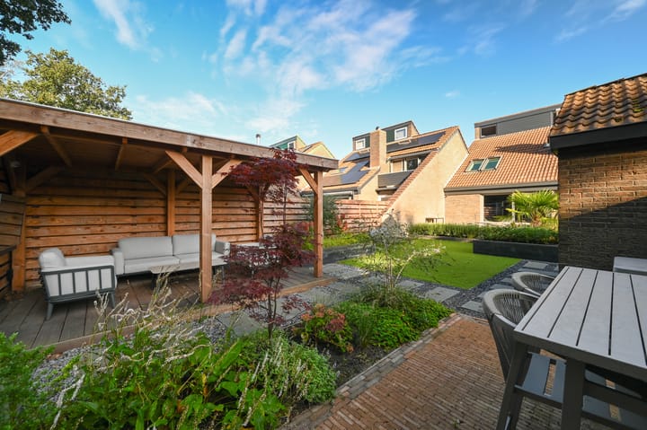 Tussenwoning te koop: Agaat 11, Mijdrecht
