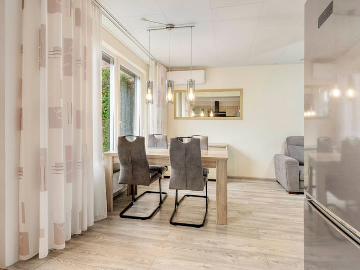 Tussenwoning te koop: Wilgenstraat 7, Made