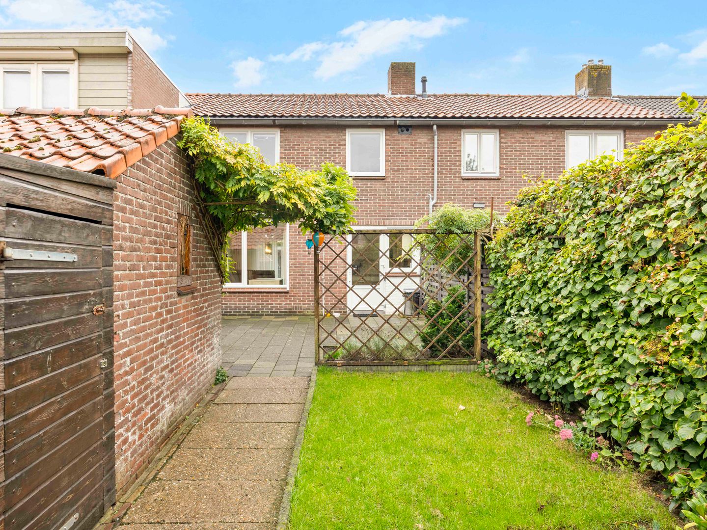 Photo 34 of Wilgenstraat 7