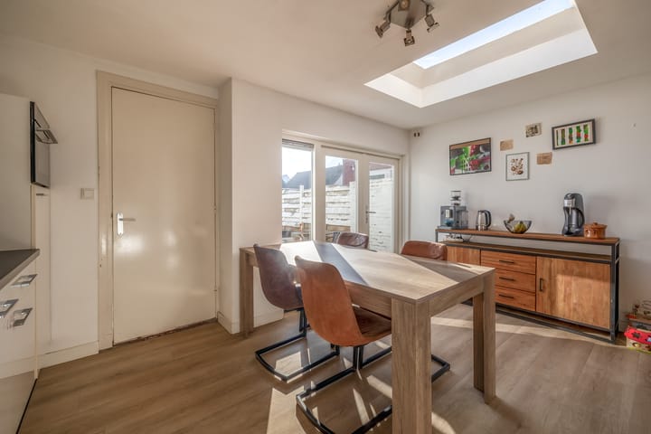 Tussenwoning te koop: Baardwijksestraat 43, Waalwijk