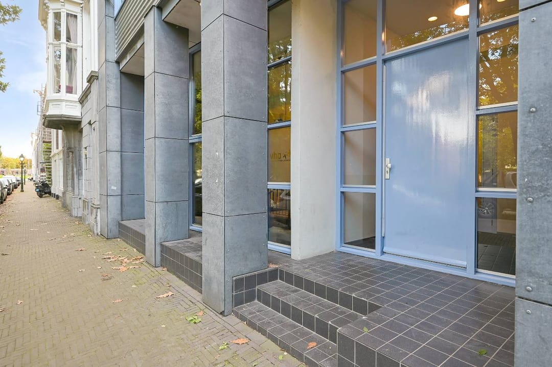 Photo 2 of Huijgensstraat 13-D