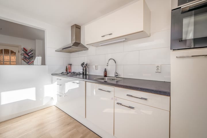 Tussenwoning te koop: Baardwijksestraat 43, Waalwijk