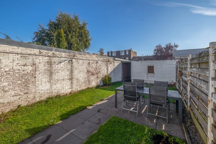 Tussenwoning te koop: Baardwijksestraat 43, Waalwijk