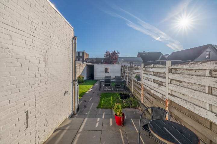 Tussenwoning te koop: Baardwijksestraat 43, Waalwijk