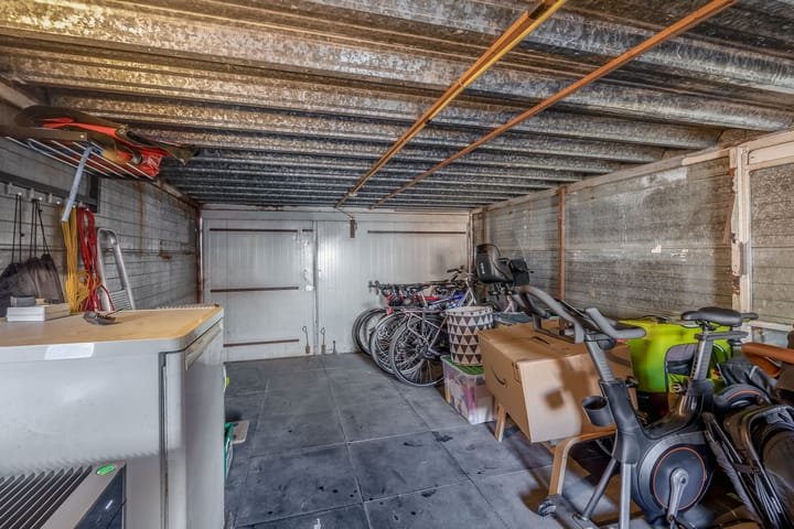 Tussenwoning te koop: Baardwijksestraat 43, Waalwijk