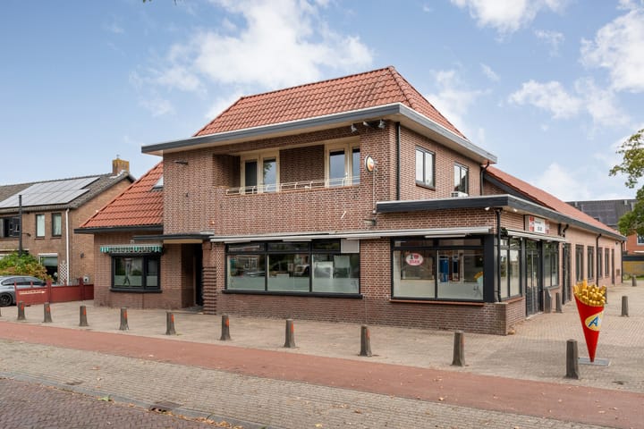 Looweg 38, Coevorden