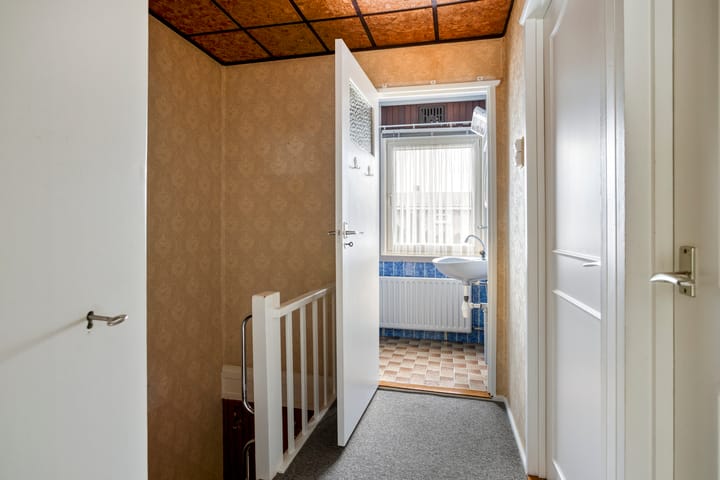 Twee-onder-één-kap te koop: Dr.Wierstraat 5, Grave