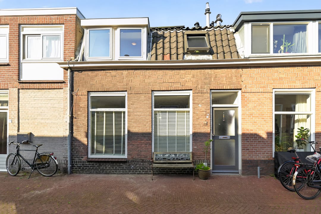 Photo 1 of Bloemstraat 1