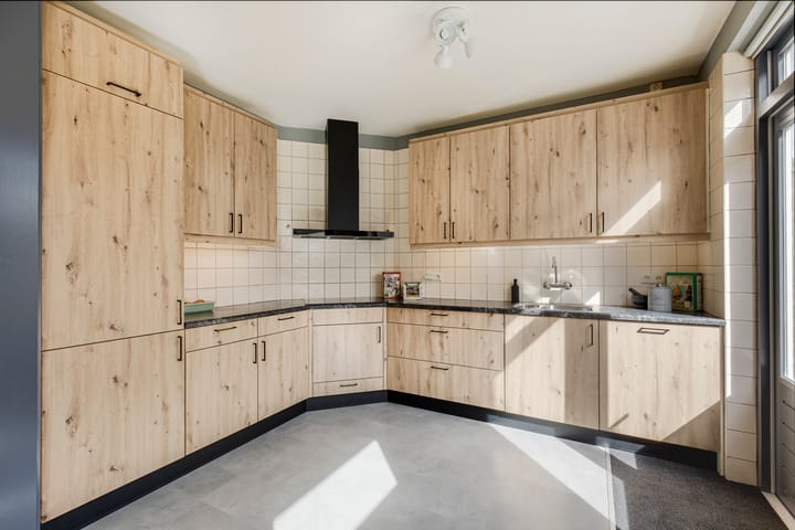 Tussenwoning te koop: Pieter Breughellaan 35, Hillegom