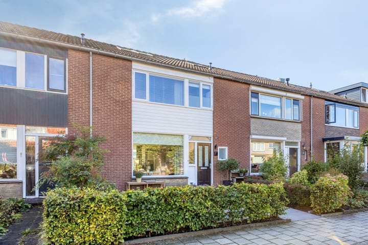 Tussenwoning te koop: Glashorst 47, Scherpenzeel (Ge)