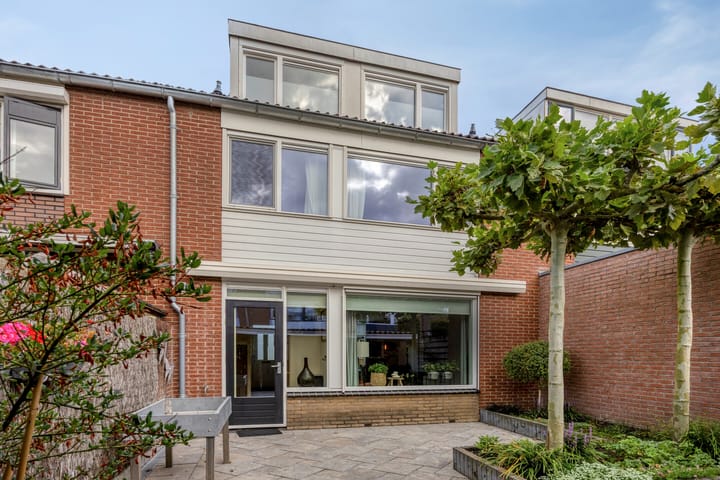Tussenwoning te koop: Glashorst 47, Scherpenzeel (Ge)