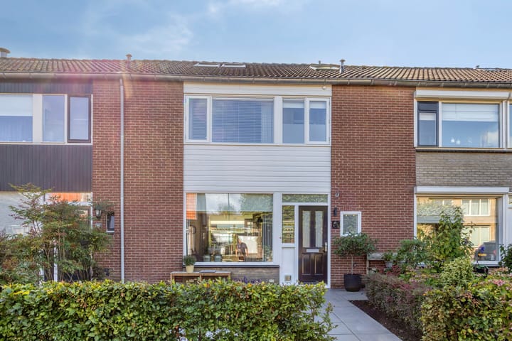 Tussenwoning te koop: Glashorst 47, Scherpenzeel (Ge)