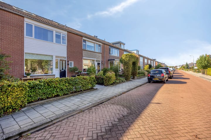 Tussenwoning te koop: Glashorst 47, Scherpenzeel (Ge)