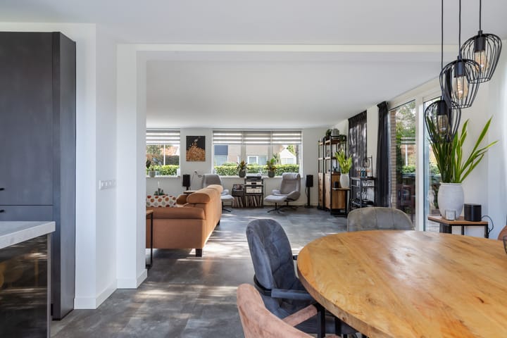 Vrijstaande woning te koop: Meerkoet 2, Rozenburg (Zh)