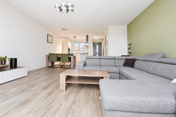 Tussenwoning te koop: Ockenburger Tientweg 4, Rijswijk (Zh)