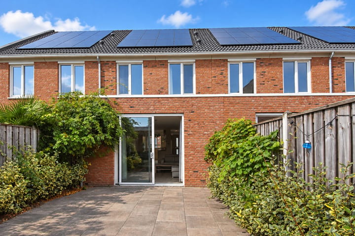 Tussenwoning te koop: Ockenburger Tientweg 4, Rijswijk (Zh)