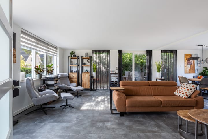 Vrijstaande woning te koop: Meerkoet 2, Rozenburg (Zh)