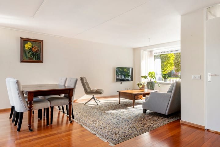 Tussenwoning te koop: Ruisvoorn 13, Tiel