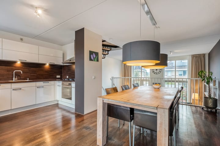 Tussenwoning te koop: Het Bolwerk 87, Steenwijk