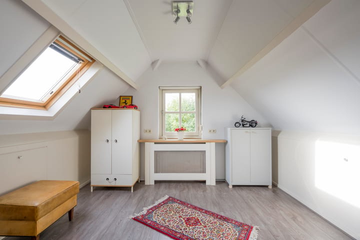 Vrijstaande woning te koop: Vrouwenweg 29, Nijkerkerveen