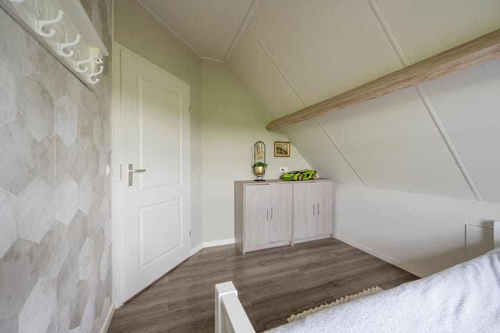 Vrijstaande woning te koop: Vrouwenweg 29, Nijkerkerveen