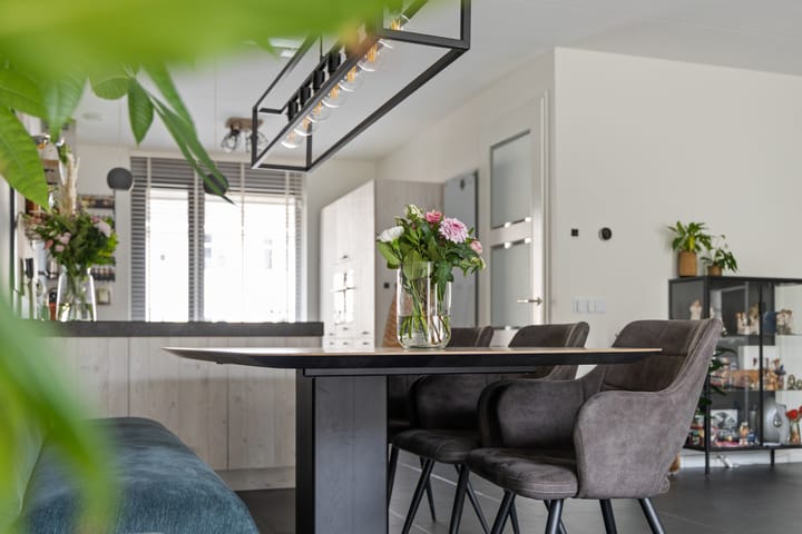 Twee-onder-één-kap te koop: Burgemeester de Geusstraat 80, Waalwijk